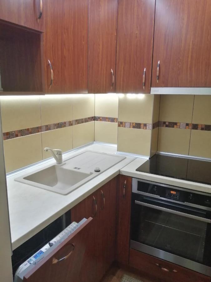 Mátyás Apartman Tata Exterior foto