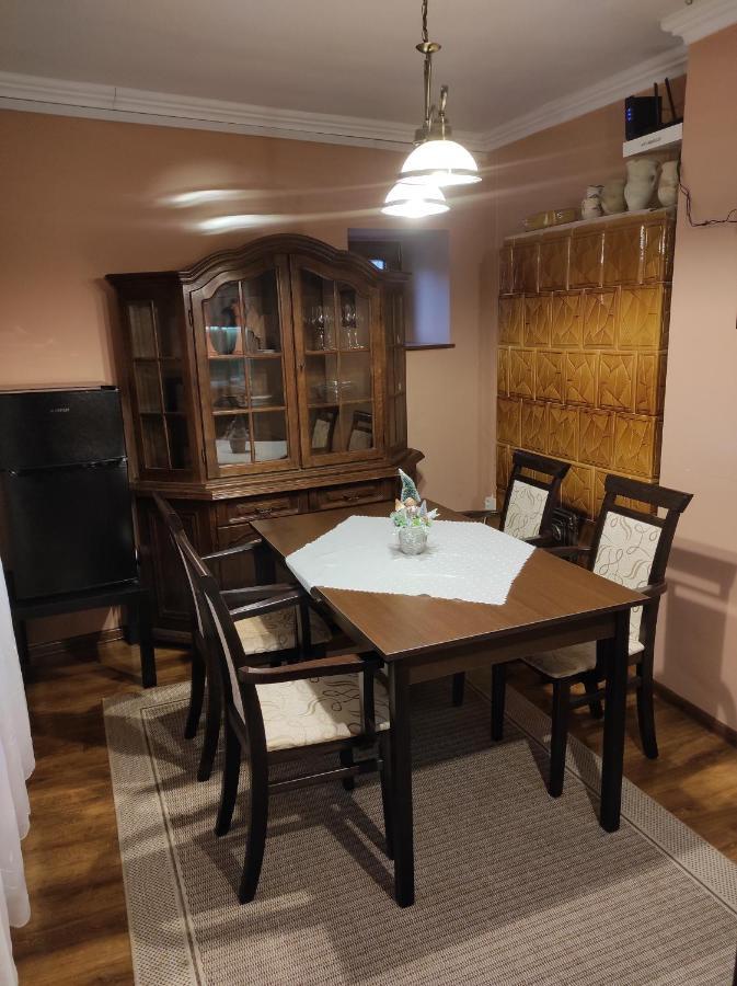 Mátyás Apartman Tata Exterior foto