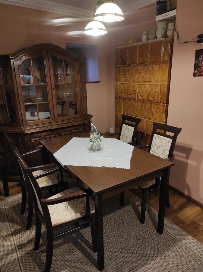 Mátyás Apartman Tata Exterior foto